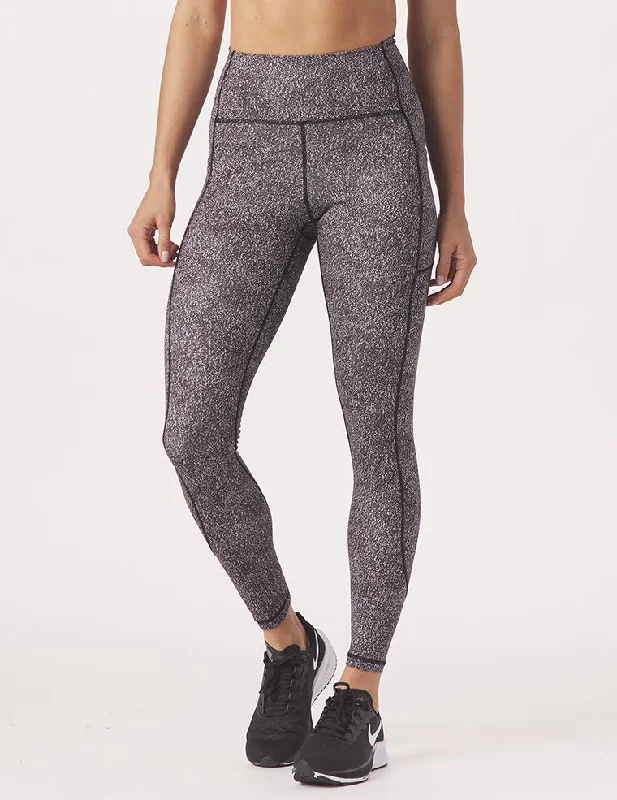 Comfortable And Cold-proof Taper Legging Print: Black Static
