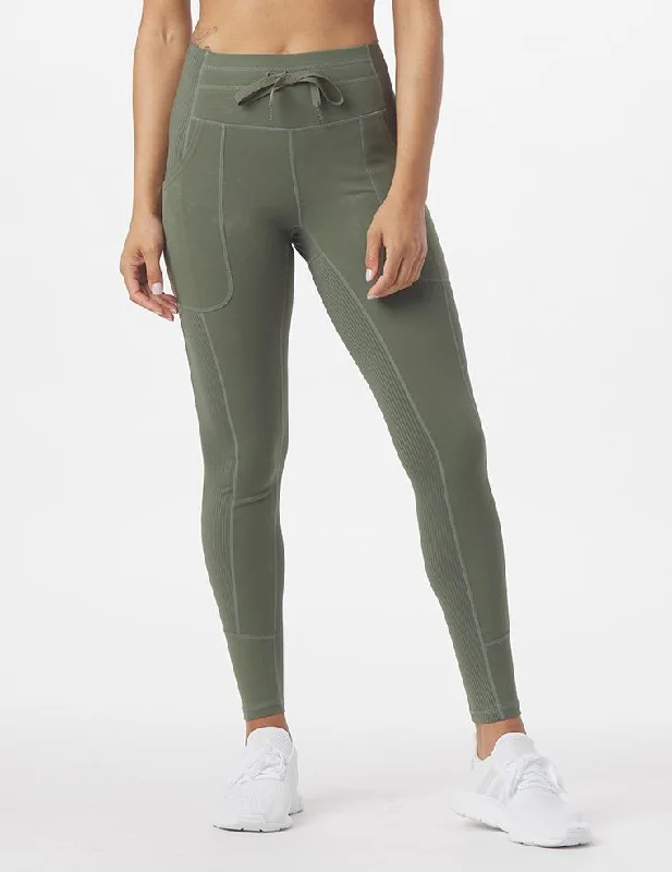 Warm Atmosphere Street Legging: Moss